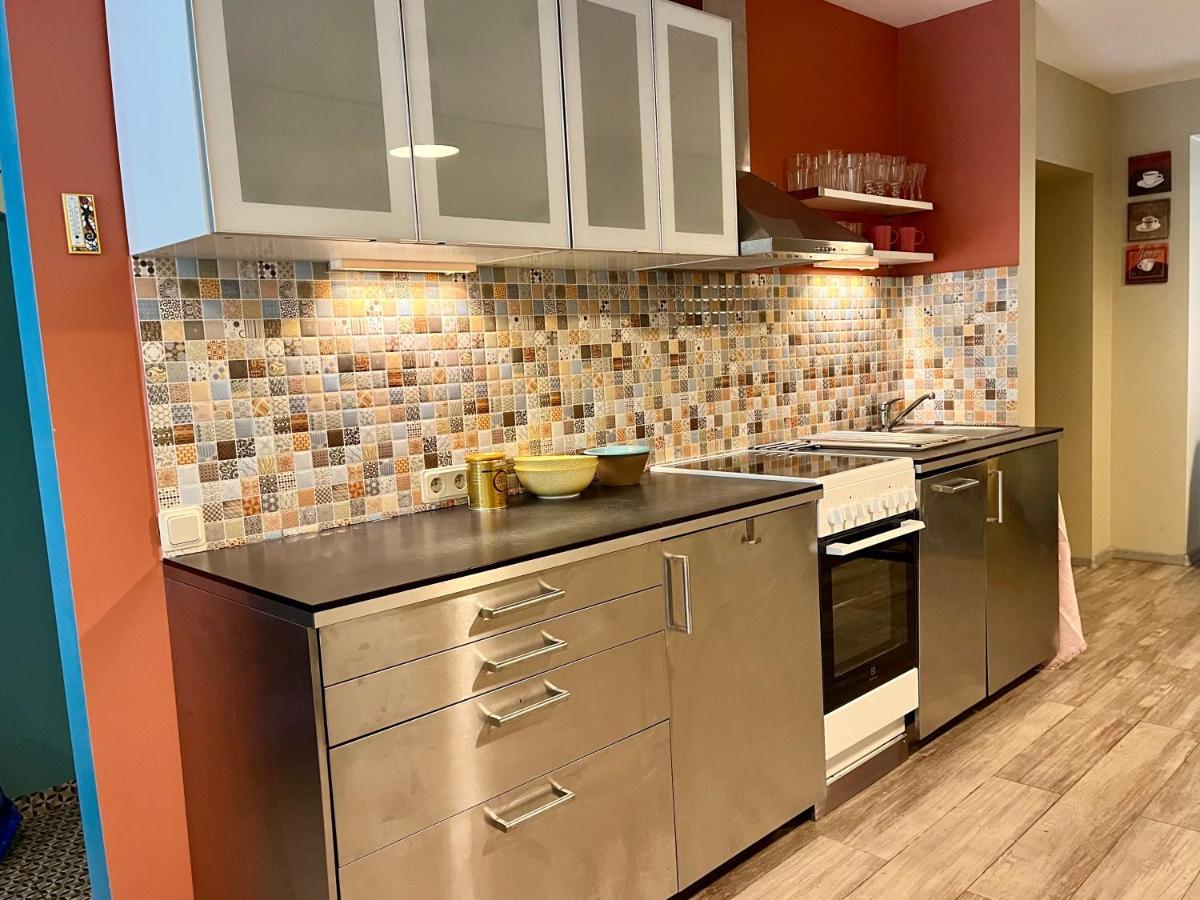 Cozy Vibes Like Home It Is Quiet Apartment With Three Bedrooms Riga Luaran gambar